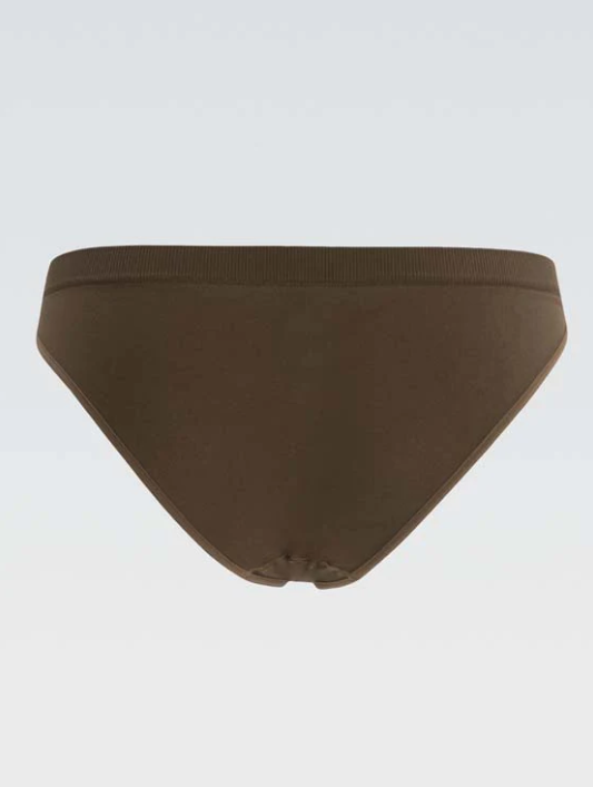 Gk - 1478 - Low Rise High Performance Seamless Brief Brown