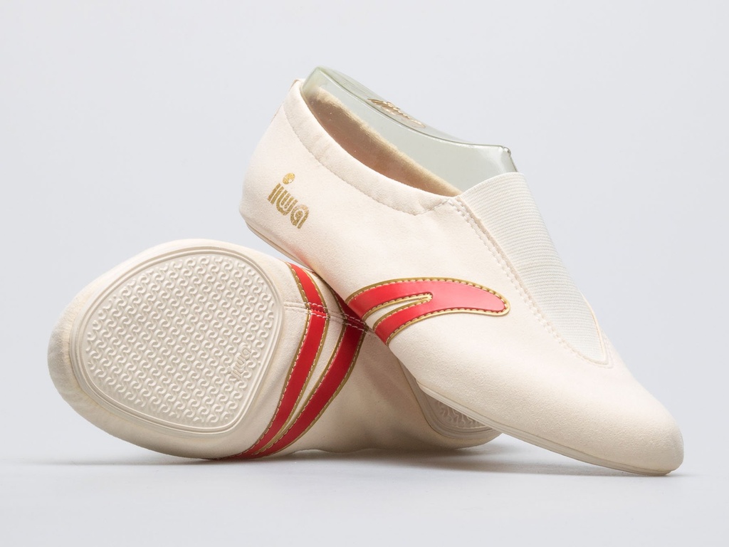 IWA 502 Competition gymnastics slipper cream